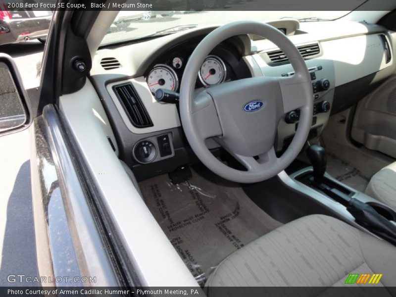 Black / Medium Stone 2008 Ford Focus SE Coupe