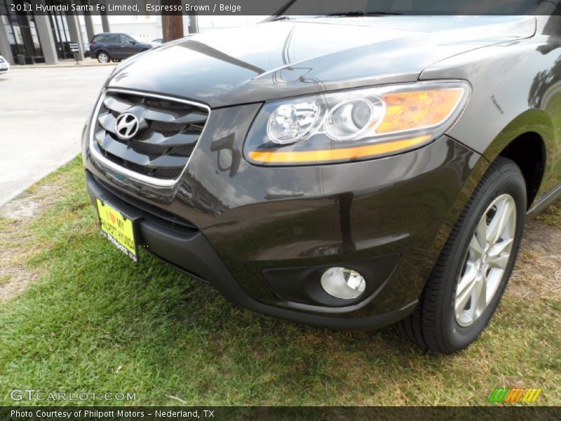 Espresso Brown / Beige 2011 Hyundai Santa Fe Limited