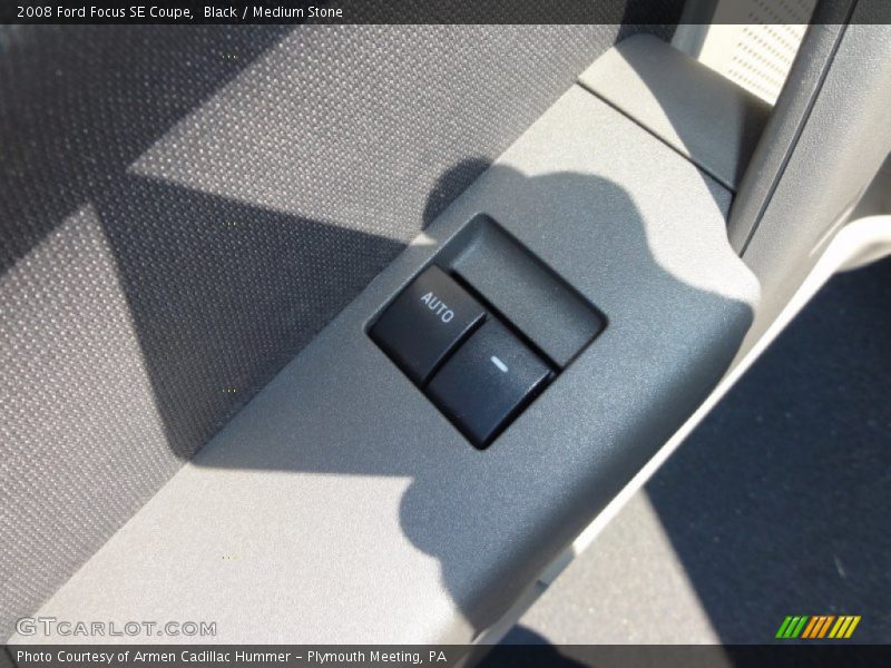 Black / Medium Stone 2008 Ford Focus SE Coupe