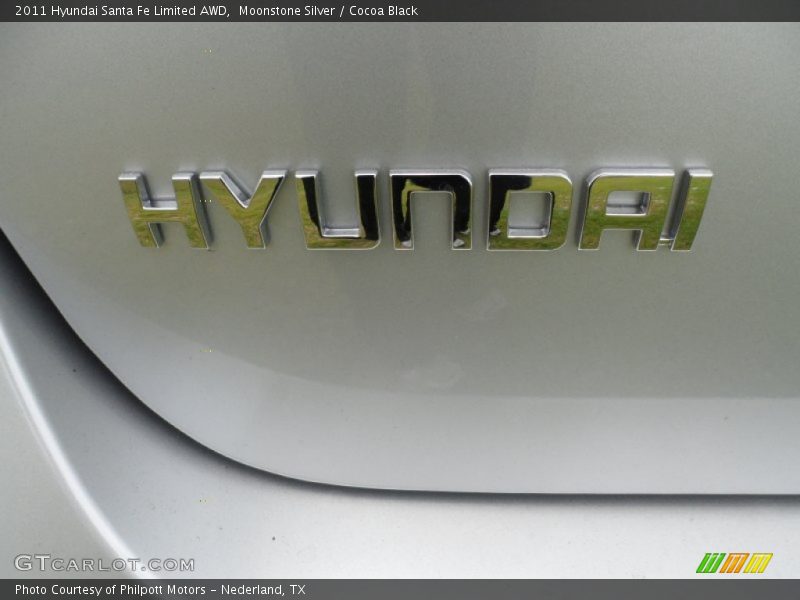  2011 Santa Fe Limited AWD Logo