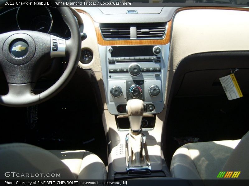 White Diamond Tricoat / Cocoa/Cashmere 2012 Chevrolet Malibu LT