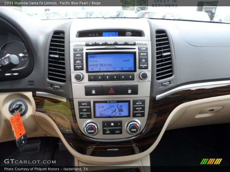 Controls of 2011 Santa Fe Limited