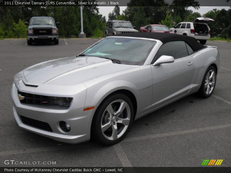 Front 3/4 View of 2011 Camaro SS/RS Convertible