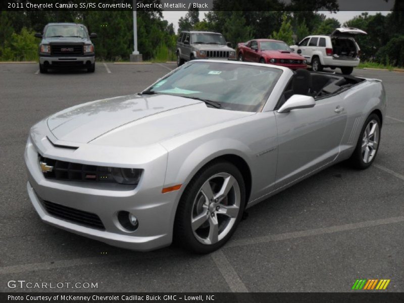 Front 3/4 View of 2011 Camaro SS/RS Convertible