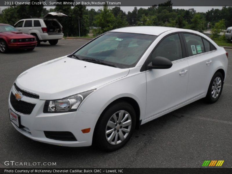Summit White / Jet Black/Medium Titanium 2011 Chevrolet Cruze LS
