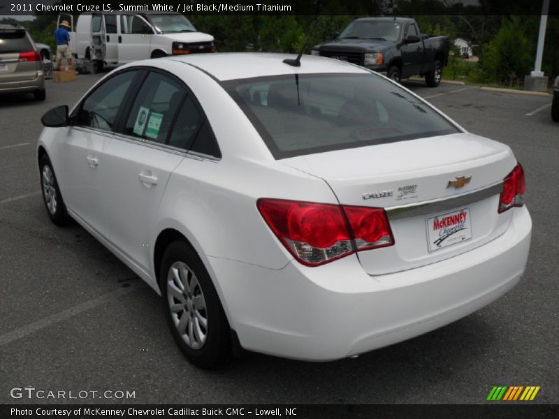 Summit White / Jet Black/Medium Titanium 2011 Chevrolet Cruze LS