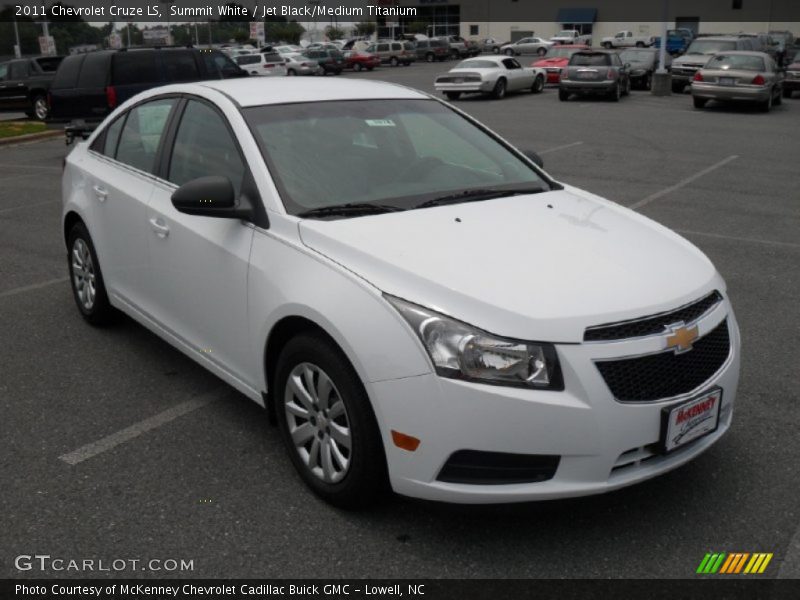 Summit White / Jet Black/Medium Titanium 2011 Chevrolet Cruze LS