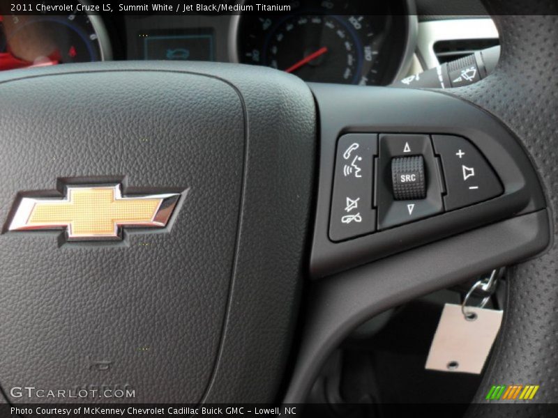 Summit White / Jet Black/Medium Titanium 2011 Chevrolet Cruze LS
