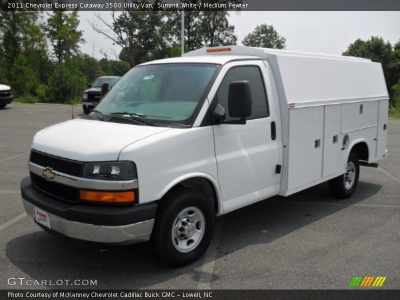 Summit White / Medium Pewter 2011 Chevrolet Express Cutaway 3500 Utility Van