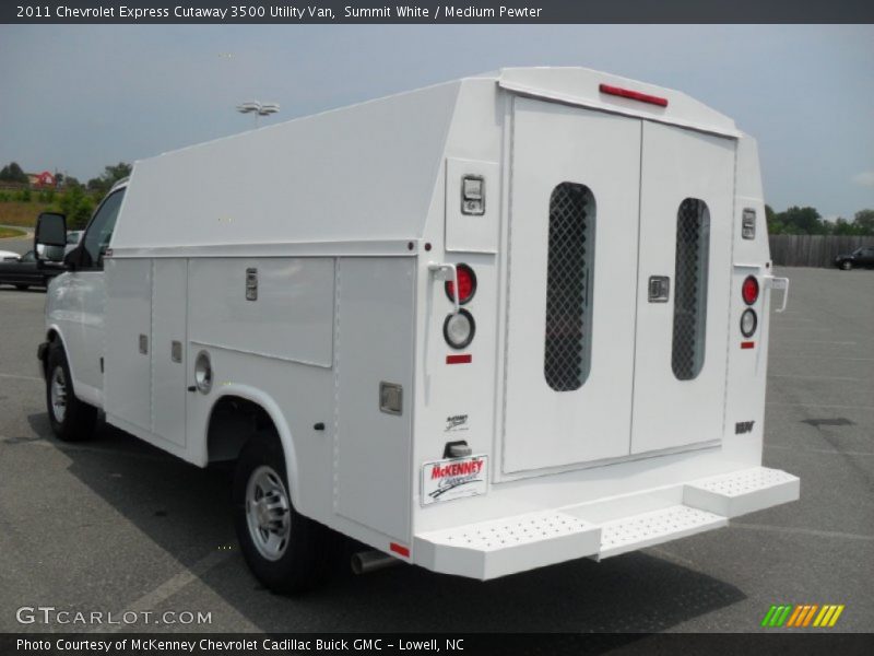 Summit White / Medium Pewter 2011 Chevrolet Express Cutaway 3500 Utility Van