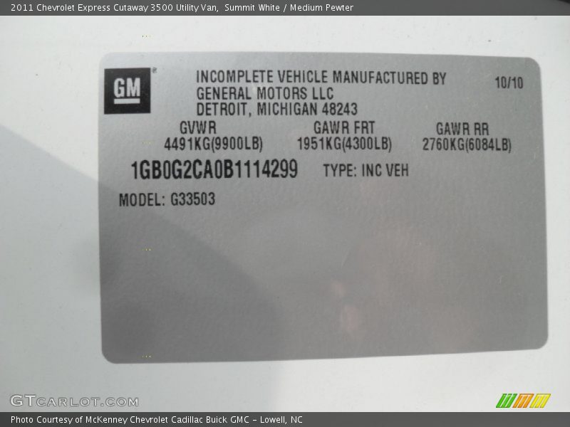 Summit White / Medium Pewter 2011 Chevrolet Express Cutaway 3500 Utility Van