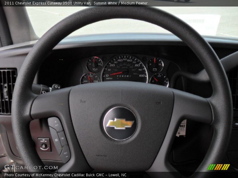 Summit White / Medium Pewter 2011 Chevrolet Express Cutaway 3500 Utility Van