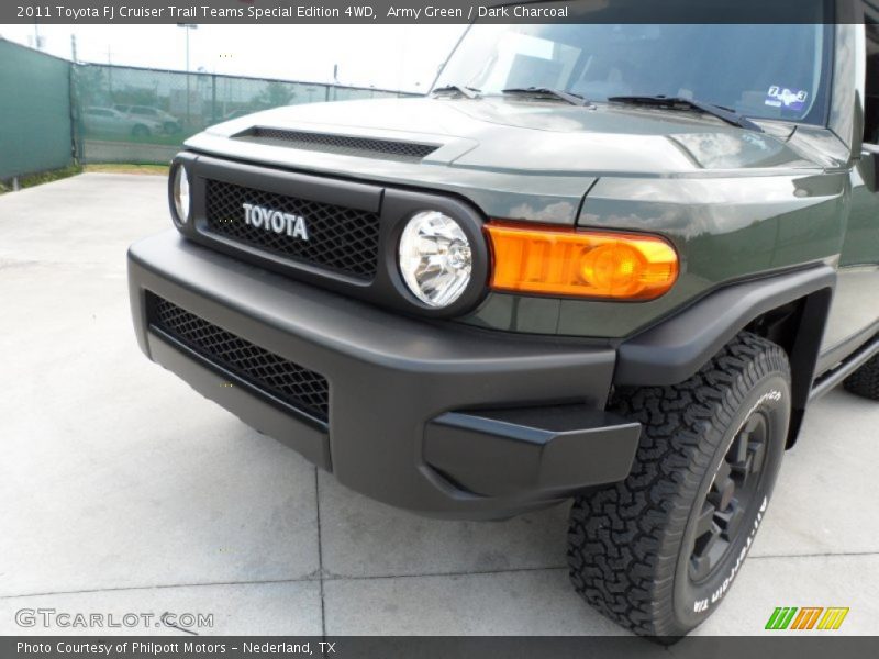 Army Green / Dark Charcoal 2011 Toyota FJ Cruiser Trail Teams Special Edition 4WD