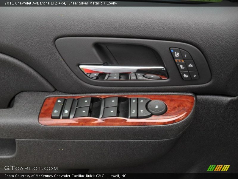 Sheer Silver Metallic / Ebony 2011 Chevrolet Avalanche LTZ 4x4