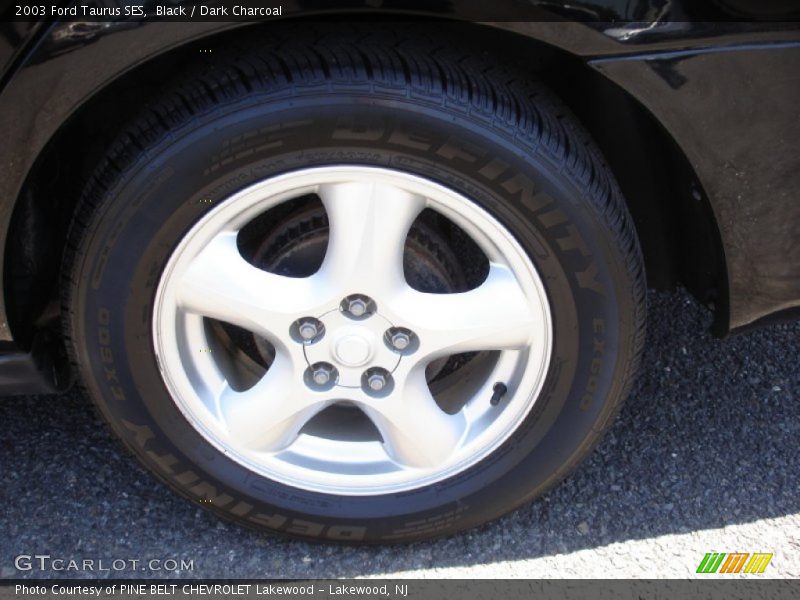 Black / Dark Charcoal 2003 Ford Taurus SES