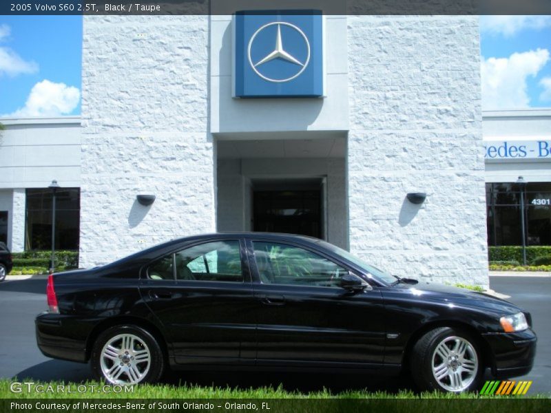 Black / Taupe 2005 Volvo S60 2.5T