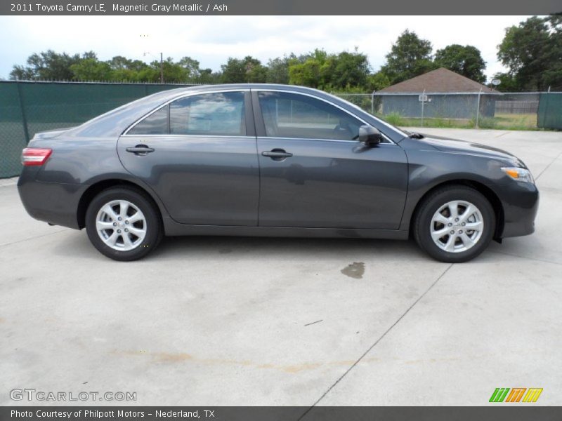 Magnetic Gray Metallic / Ash 2011 Toyota Camry LE