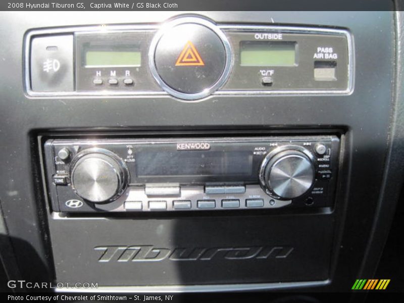 Captiva White / GS Black Cloth 2008 Hyundai Tiburon GS