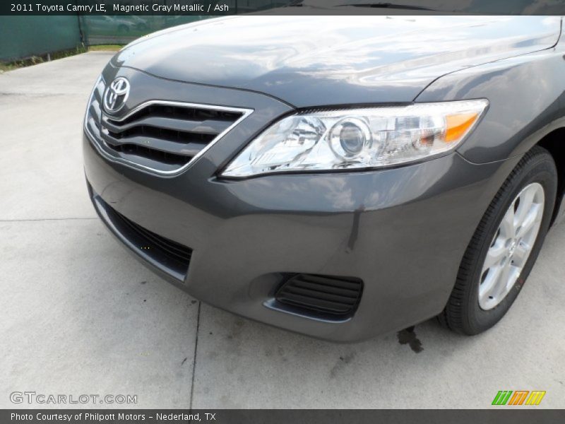Magnetic Gray Metallic / Ash 2011 Toyota Camry LE