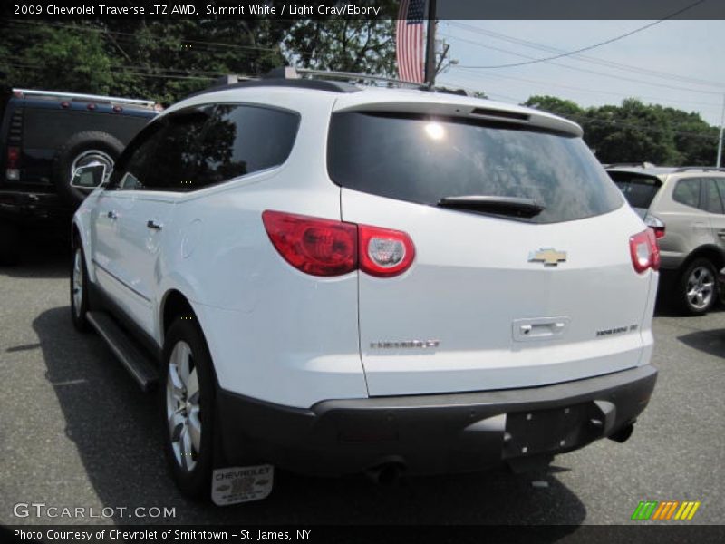 Summit White / Light Gray/Ebony 2009 Chevrolet Traverse LTZ AWD