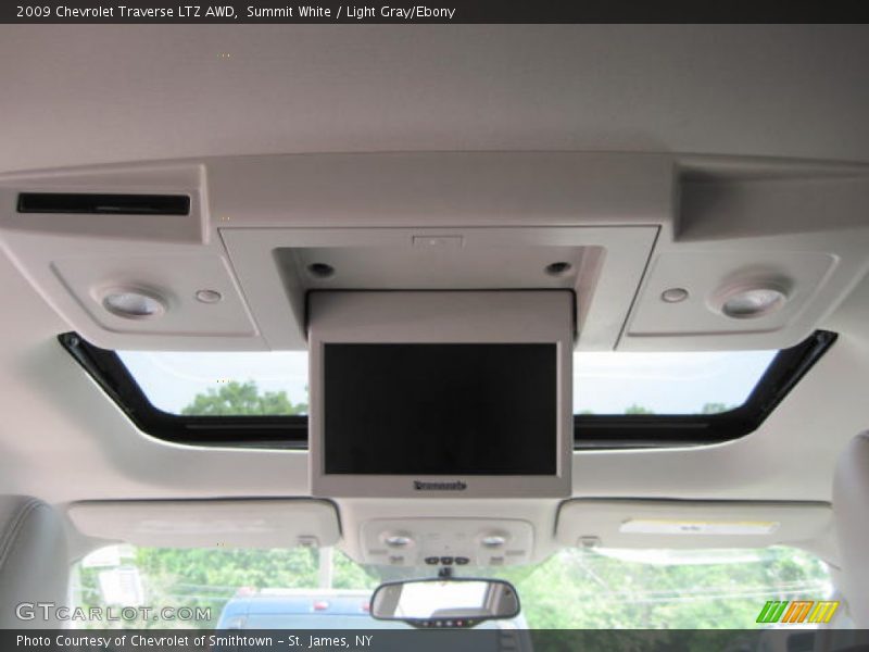 Summit White / Light Gray/Ebony 2009 Chevrolet Traverse LTZ AWD