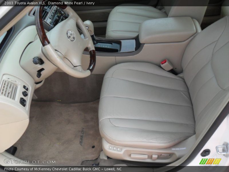 Diamond White Pearl / Ivory 2003 Toyota Avalon XLS
