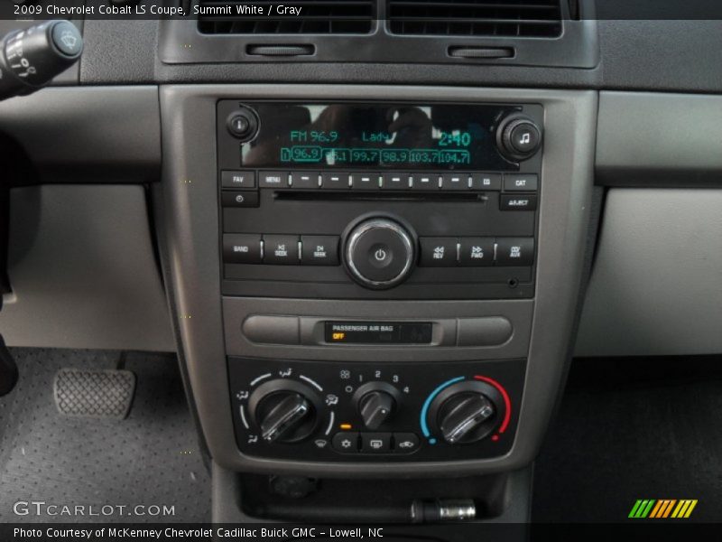 Summit White / Gray 2009 Chevrolet Cobalt LS Coupe