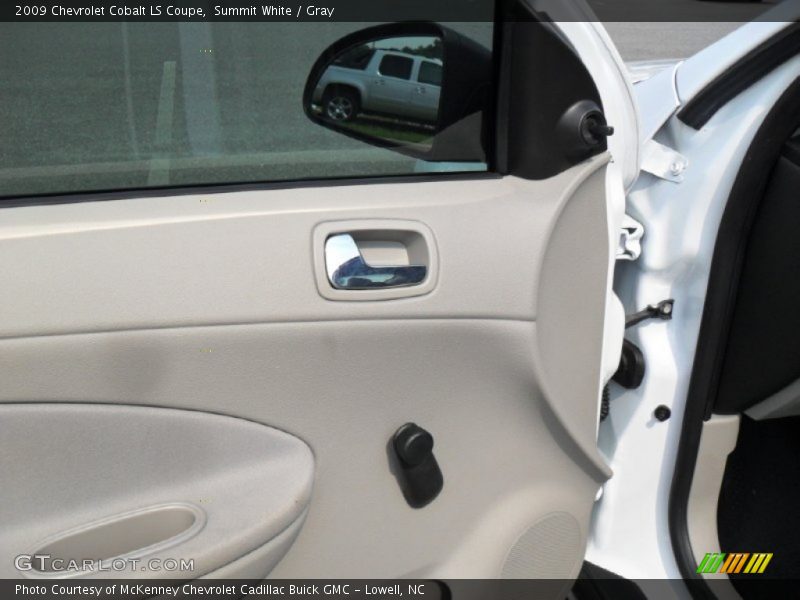 Summit White / Gray 2009 Chevrolet Cobalt LS Coupe