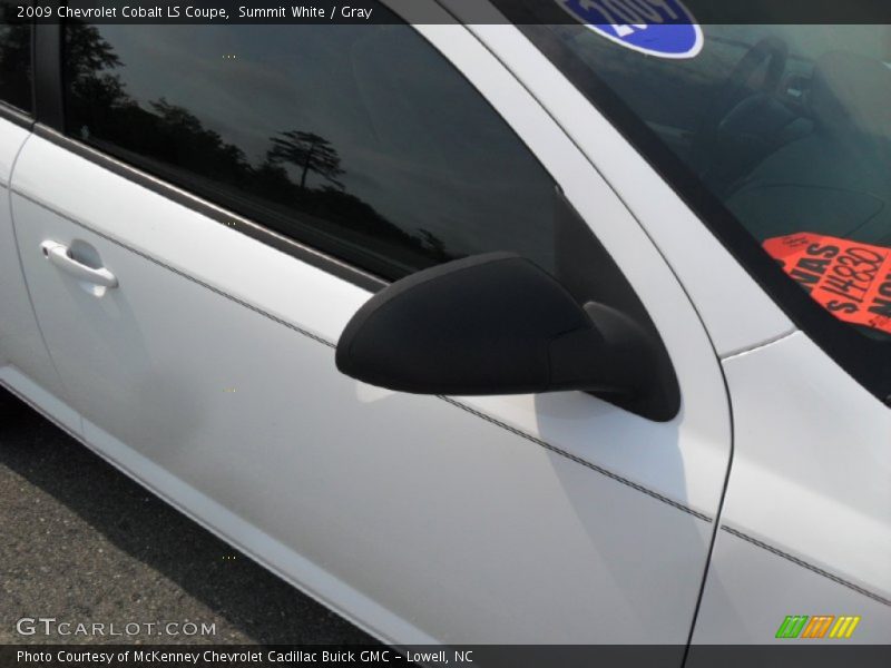 Summit White / Gray 2009 Chevrolet Cobalt LS Coupe