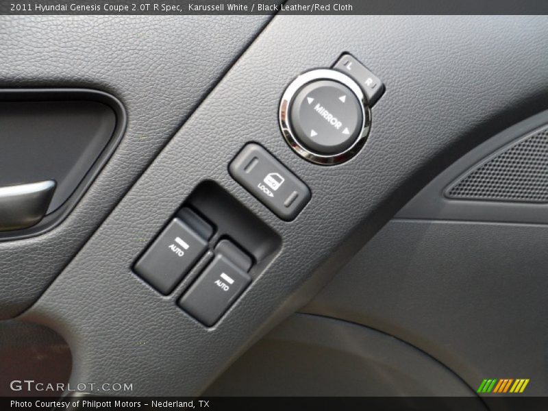 Controls of 2011 Genesis Coupe 2.0T R Spec