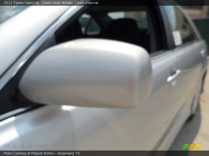 Classic Silver Metallic / Dark Charcoal 2011 Toyota Camry SE