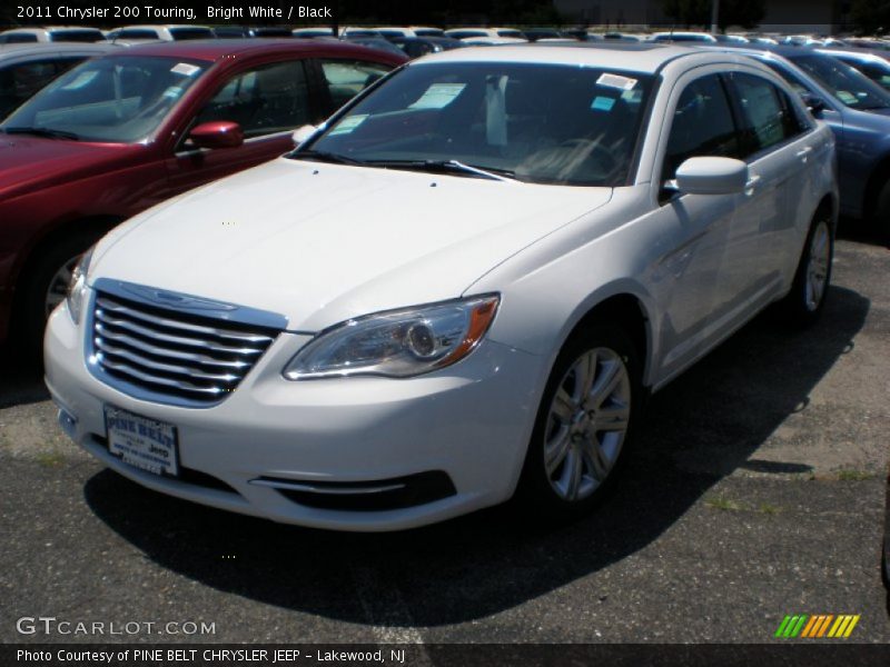 Bright White / Black 2011 Chrysler 200 Touring