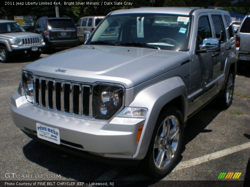 Bright Silver Metallic / Dark Slate Gray 2011 Jeep Liberty Limited 4x4
