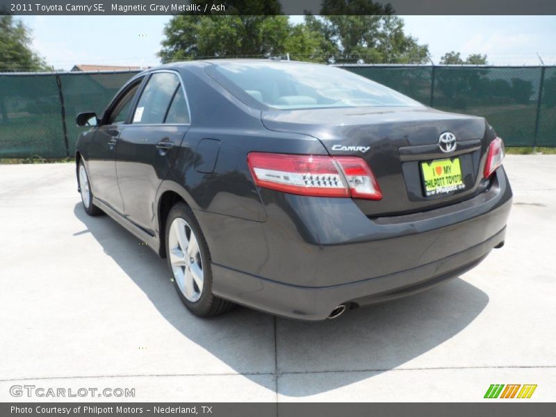 Magnetic Gray Metallic / Ash 2011 Toyota Camry SE