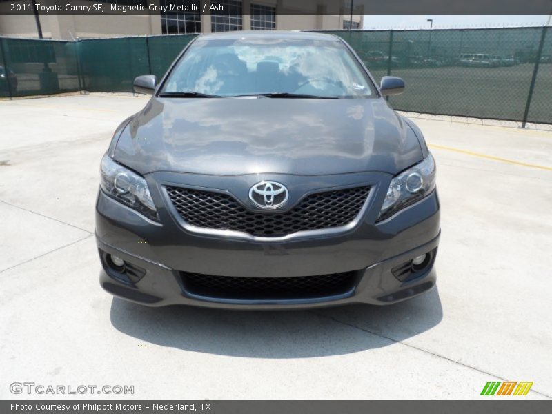 Magnetic Gray Metallic / Ash 2011 Toyota Camry SE