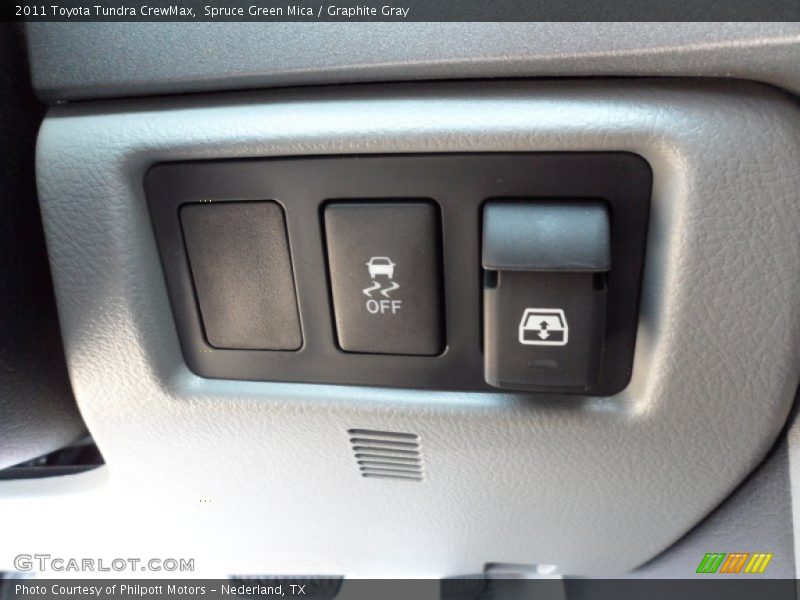 Spruce Green Mica / Graphite Gray 2011 Toyota Tundra CrewMax