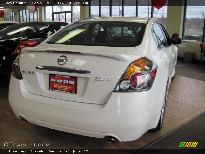 Winter Frost Pearl / Charcoal 2009 Nissan Altima 2.5 SL