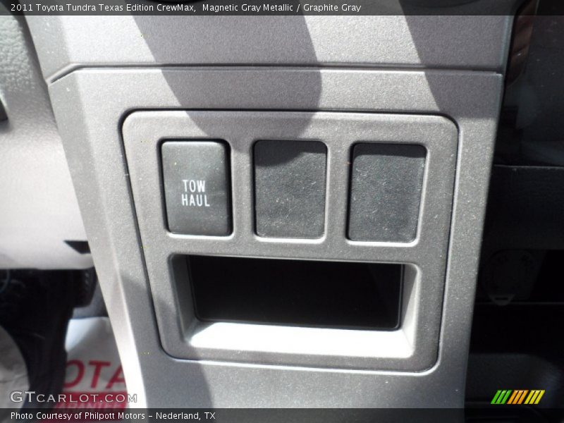 Magnetic Gray Metallic / Graphite Gray 2011 Toyota Tundra Texas Edition CrewMax