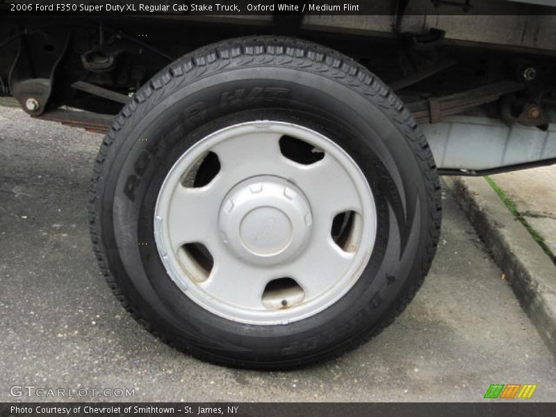 Oxford White / Medium Flint 2006 Ford F350 Super Duty XL Regular Cab Stake Truck