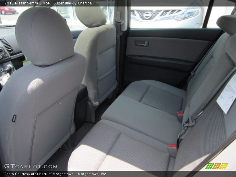 Super Black / Charcoal 2011 Nissan Sentra 2.0 SR