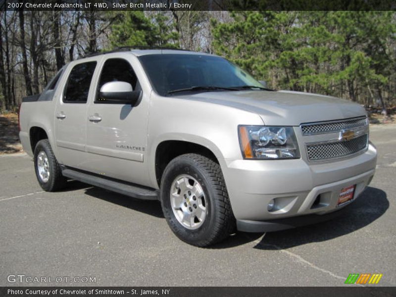 Front 3/4 View of 2007 Avalanche LT 4WD