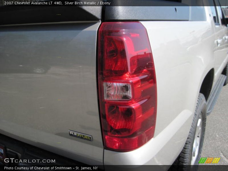 Silver Birch Metallic / Ebony 2007 Chevrolet Avalanche LT 4WD