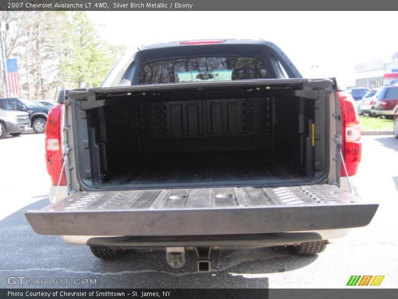 Silver Birch Metallic / Ebony 2007 Chevrolet Avalanche LT 4WD