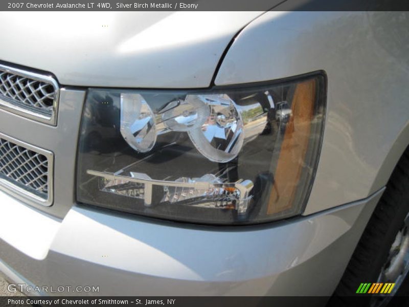 Silver Birch Metallic / Ebony 2007 Chevrolet Avalanche LT 4WD