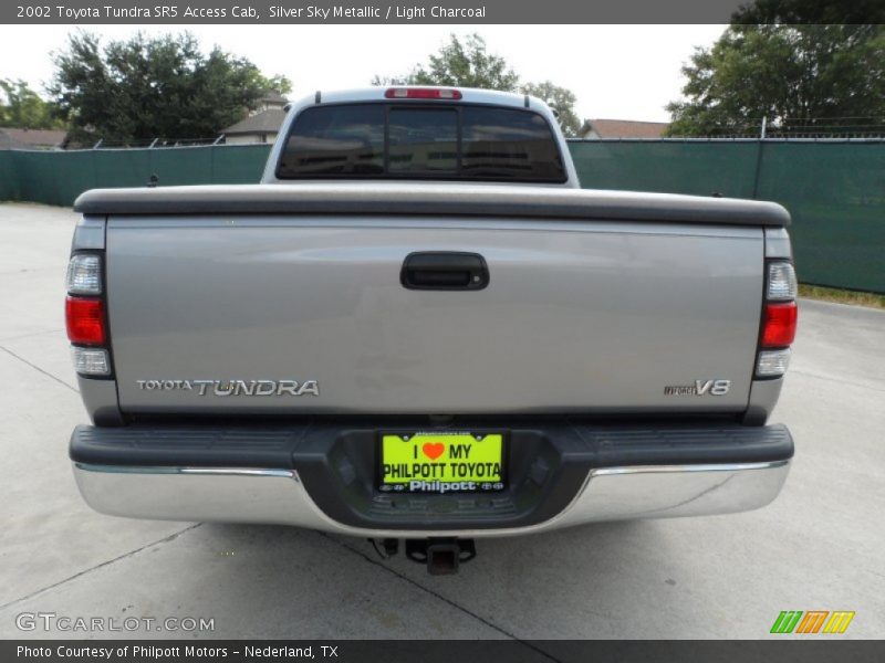 Silver Sky Metallic / Light Charcoal 2002 Toyota Tundra SR5 Access Cab