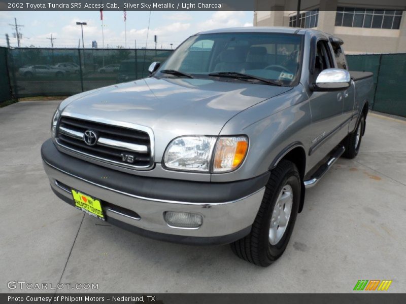 Silver Sky Metallic / Light Charcoal 2002 Toyota Tundra SR5 Access Cab