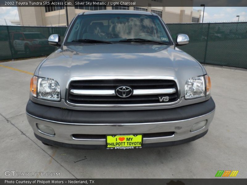 Silver Sky Metallic / Light Charcoal 2002 Toyota Tundra SR5 Access Cab