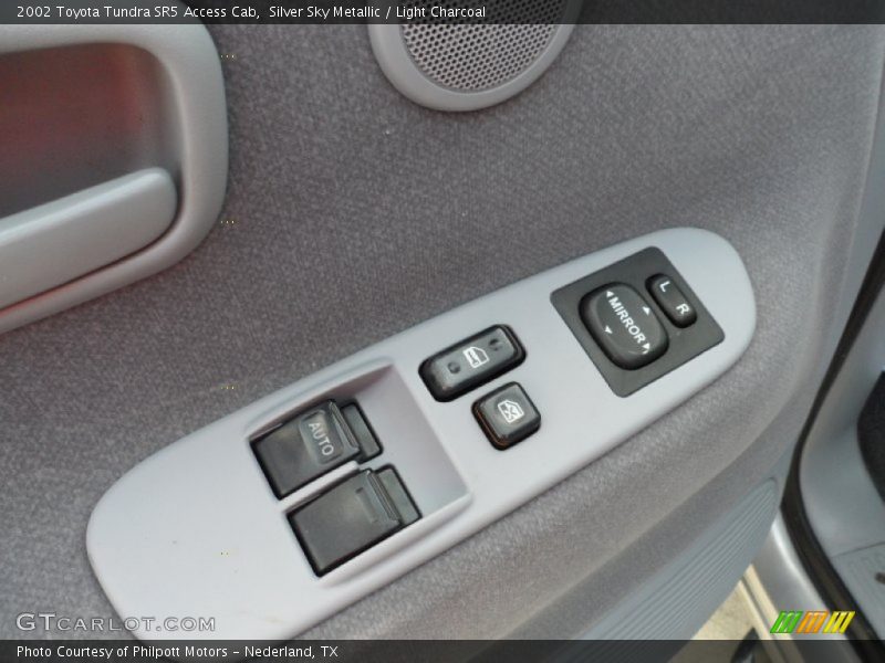 Silver Sky Metallic / Light Charcoal 2002 Toyota Tundra SR5 Access Cab