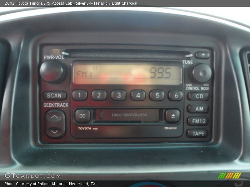 Silver Sky Metallic / Light Charcoal 2002 Toyota Tundra SR5 Access Cab
