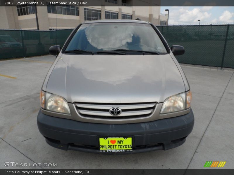 Desert Sand Mica / Oak 2002 Toyota Sienna LE